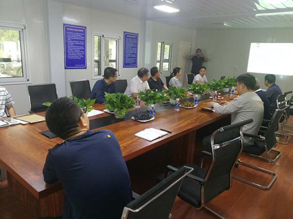 华体会体育-华体会(中国)
领导现场调研丽水路道路工程